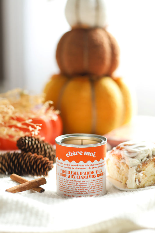 Problème d'addiction accrue aux cinnamon rolls | Bougie automne "cocooning" | Cinnamon roll